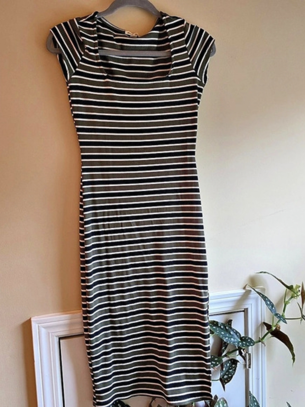 Striped Midi Dress in Black & Green Size Small
